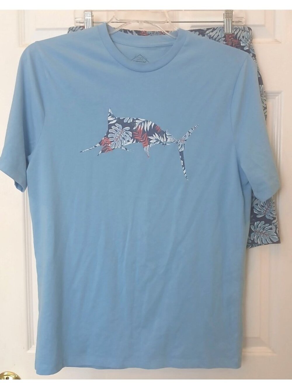 St. Johns Bay Mens M Blue Shark TShirt Tropical Print Shorts Lounge PJ #D-28